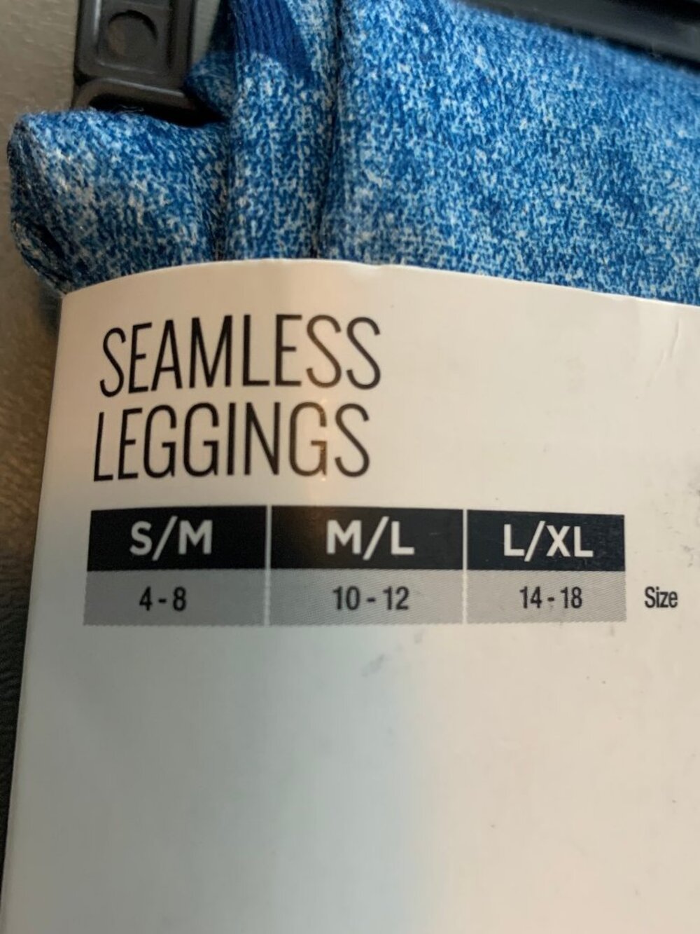First Looks by HUE Women's Seamless Leggings, Denim Blue Star, M/L - Picture 5 of 5
